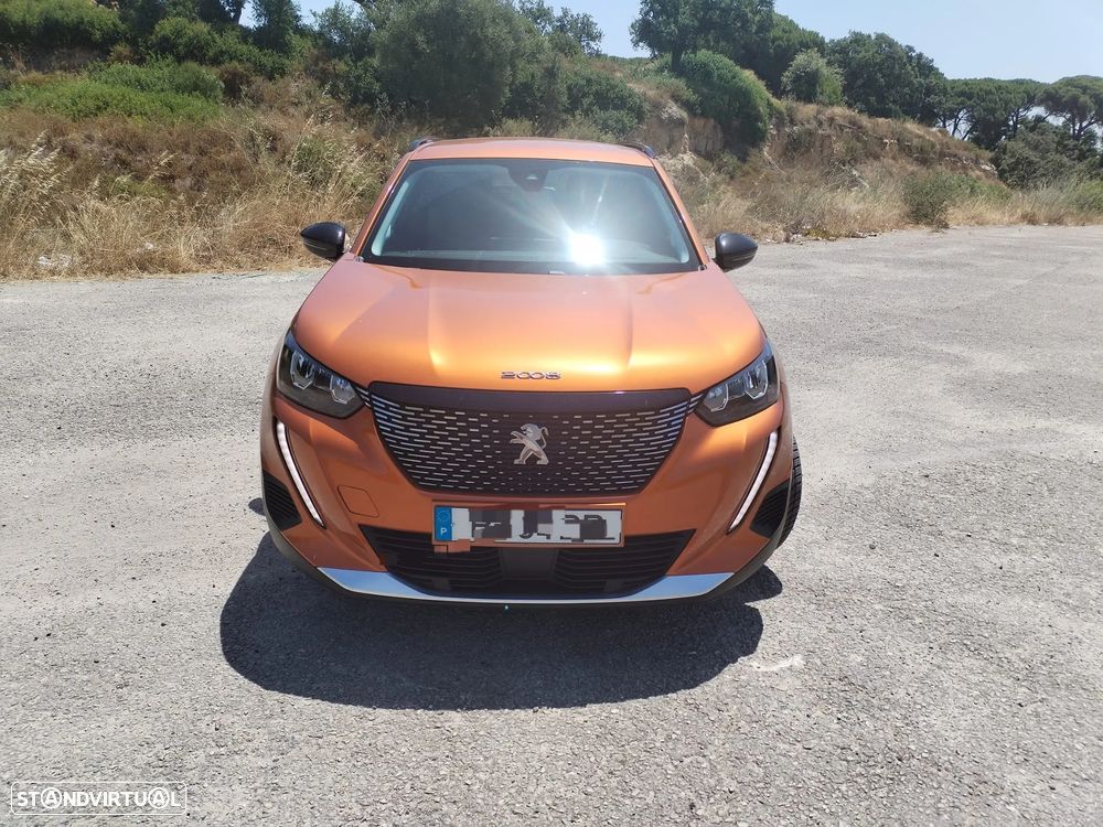 Peugeot 2008 1.2 PureTech Allure - 1