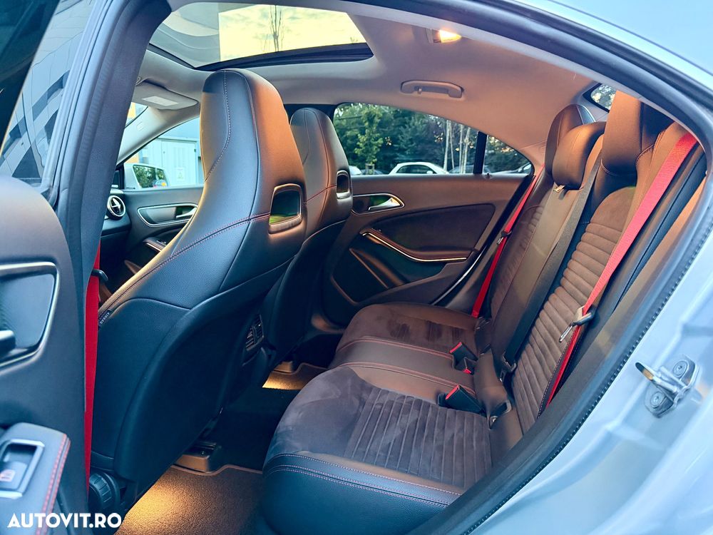 Mercedes-Benz CLA 220 - 11