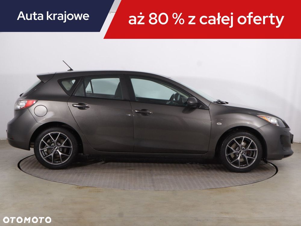 Mazda 3 - 8