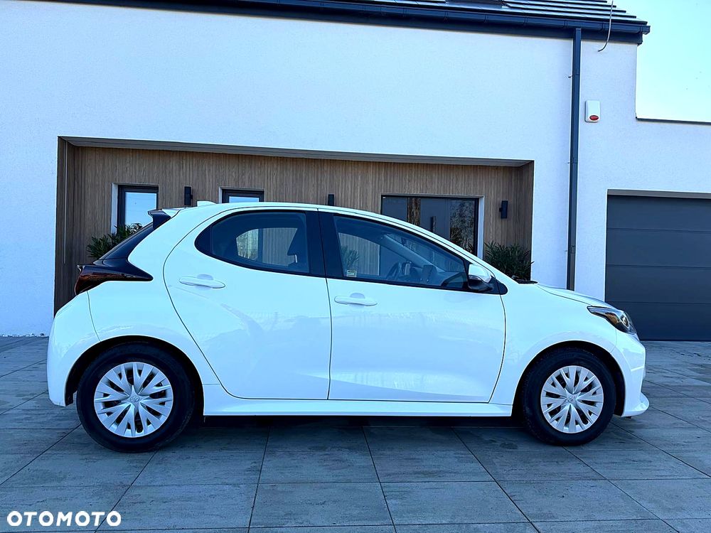 Toyota Yaris 2022 photo 4