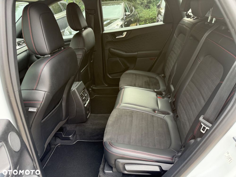 Ford Kuga 2.0 EcoBlue Hybrid ST-LINE X - 12