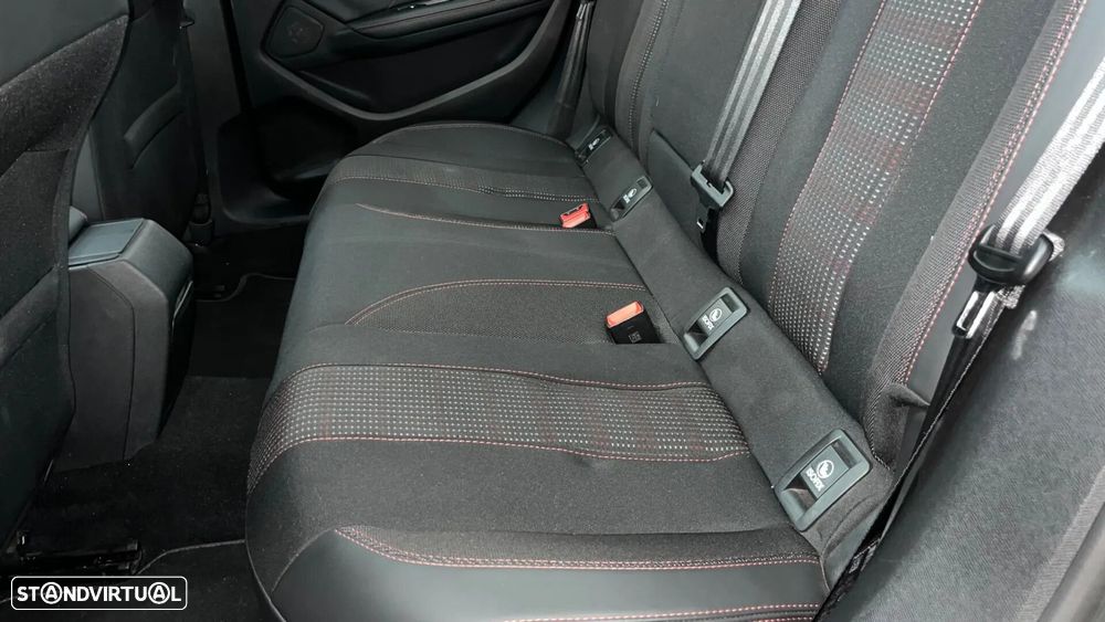 Peugeot 308 - 25