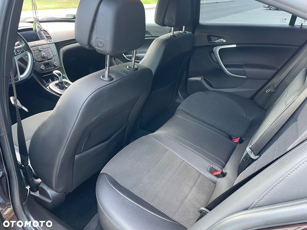 Opel Insignia 2.0 CDTI Cosmo S&S - 11