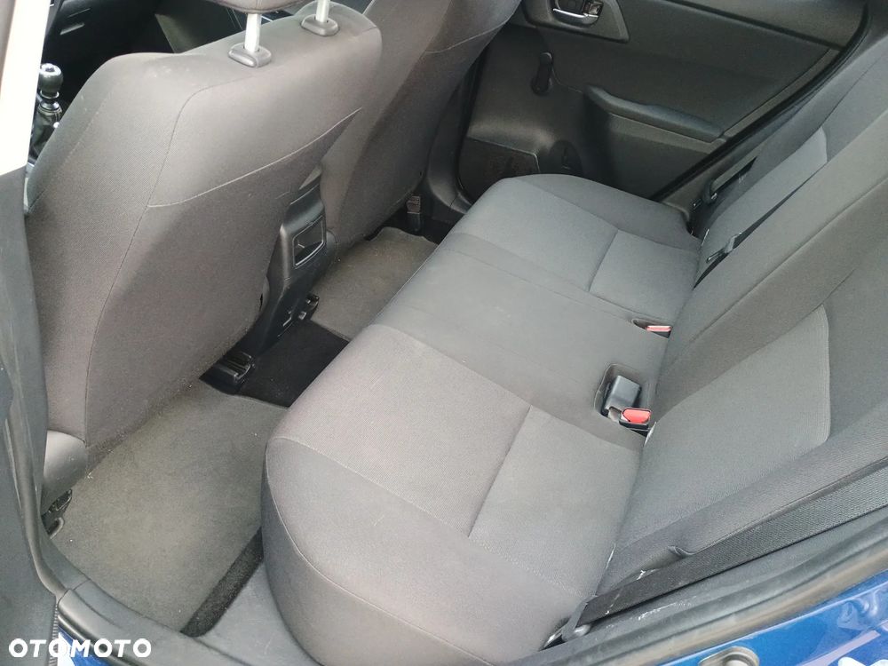 Toyota Auris 1.33 VVT-i Active - 6