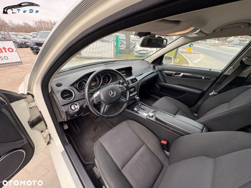 Mercedes-Benz Klasa C 200 CDI DPF Automatik BlueEFFICIENCY Elegance - 15