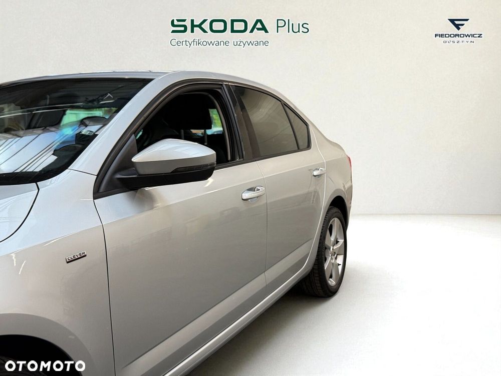 Skoda Octavia 1.6 TDI Clever DSG - 10