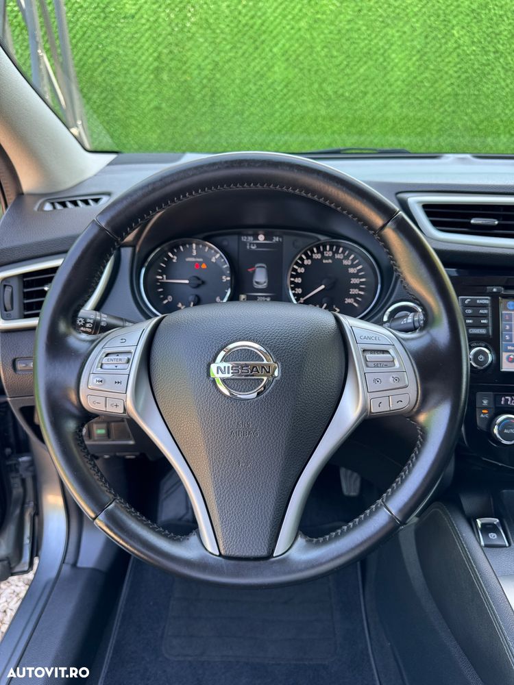 Nissan Qashqai 1.6 DCI Xtronic TEKNA - 19
