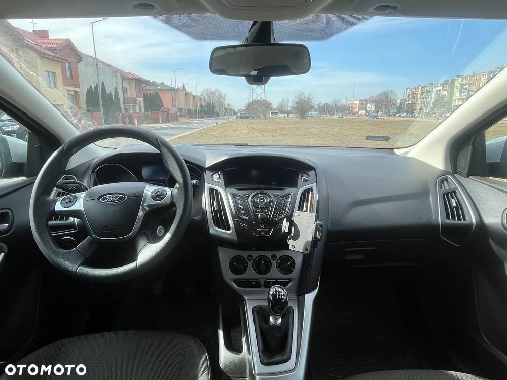 Ford Focus 1.6 TDCi DPF Start-Stopp-System SYNC Edition - 5