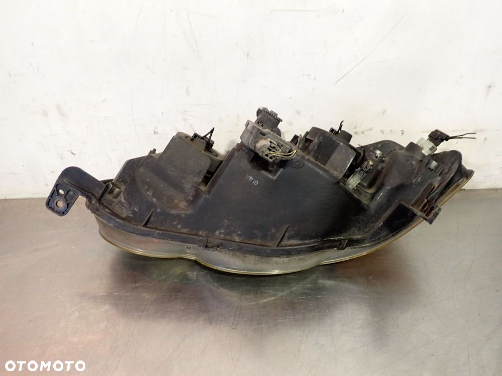 LAMPA PRAWA PRZEDNIA HONDA HR-V - 8
