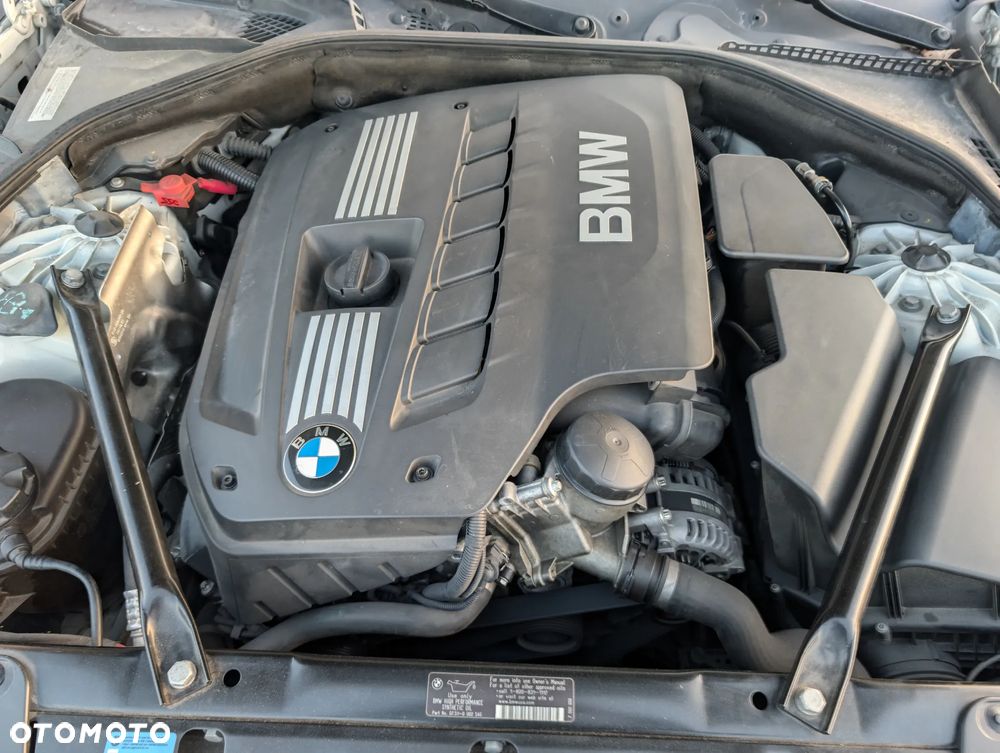 BMW Seria 5 - 32