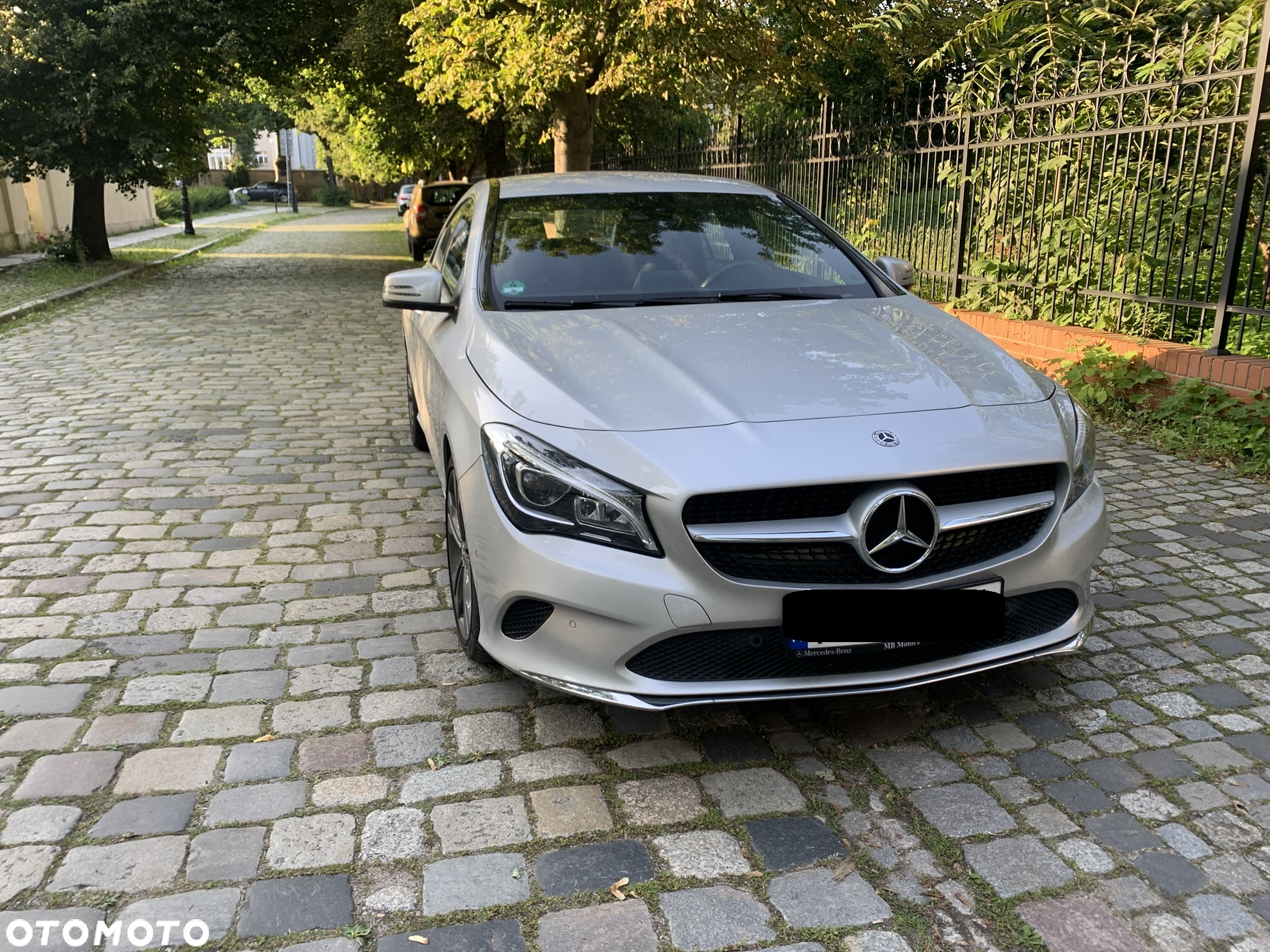 Mercedes-Benz CLA 200 7G-DCT - 8