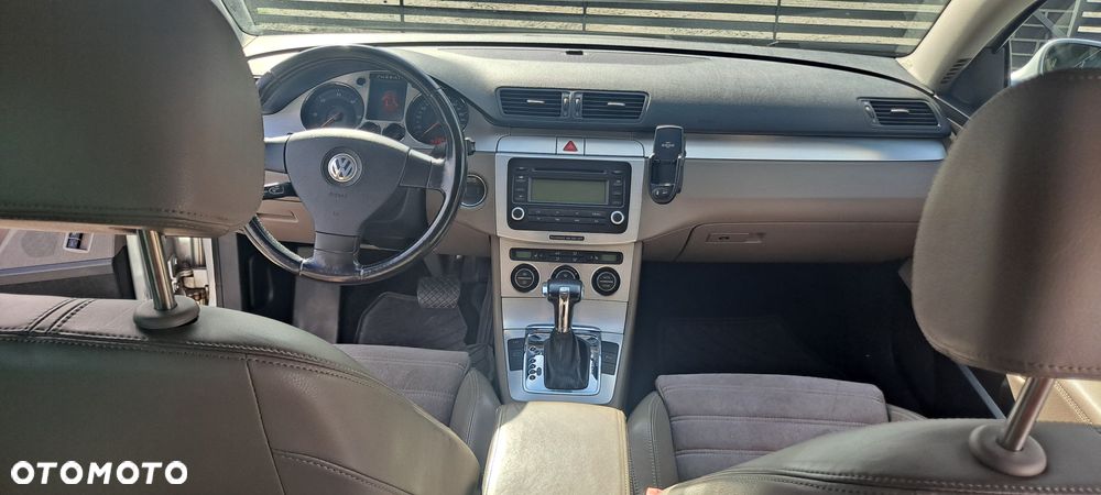 Volkswagen Passat 2005 photo 5