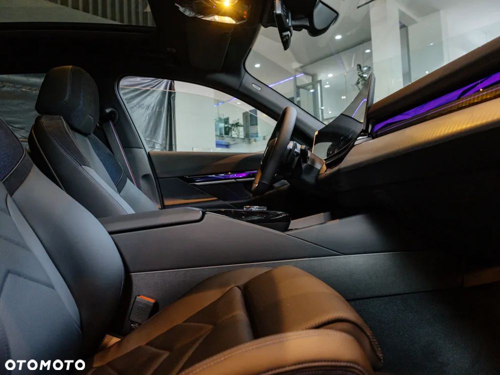 BMW Seria 5 520d - 8