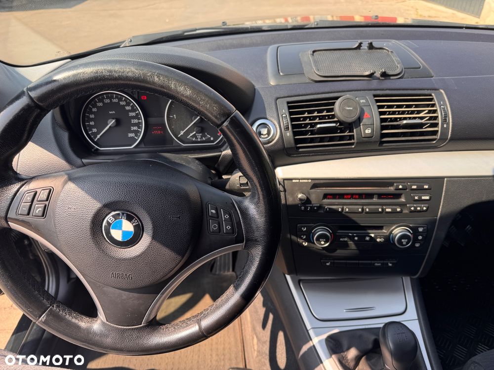 BMW Seria 1 120d - 2
