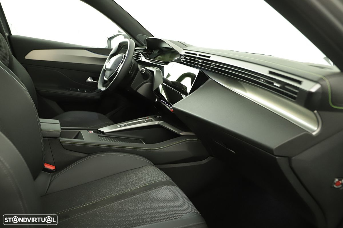 Peugeot 308 SW 1.2 PureTech GT EAT8 - 21