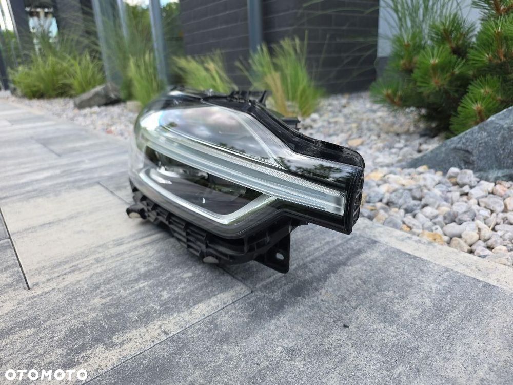 VOLVO XC60 II 2 Lampa prawa przód Full Led System 32133549 2017-2021 Chrom - 3