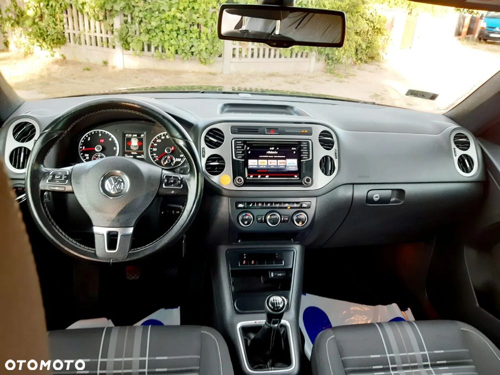 Volkswagen Tiguan 2.0 TDI SCR 4MOTION BlueMotion Technology Lounge Track & Style - 17
