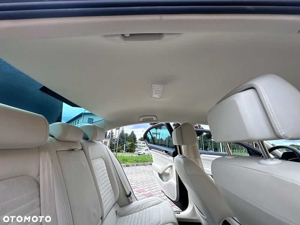 Volkswagen Passat 2.0 TDI BMT Highline DSG - 10