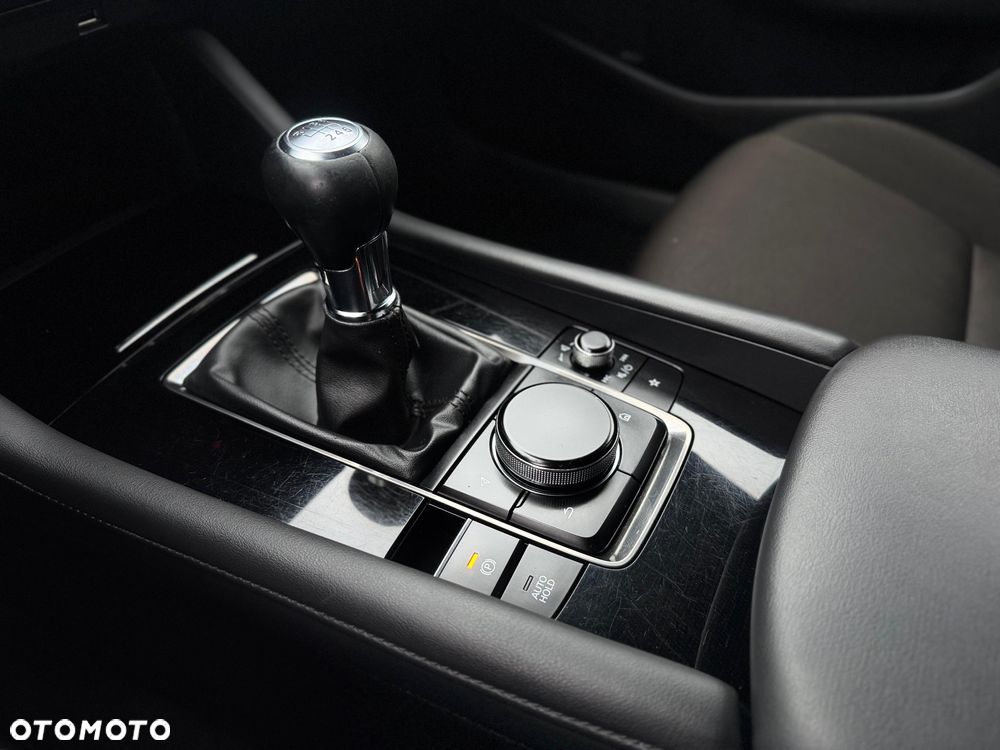 Mazda 3 SKYACTIV-X 2.0 M-Hybrid SELECTION - 33