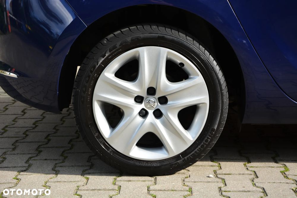 Opel Astra 1.6 ECOFLEX Start/Stop Fun - 12