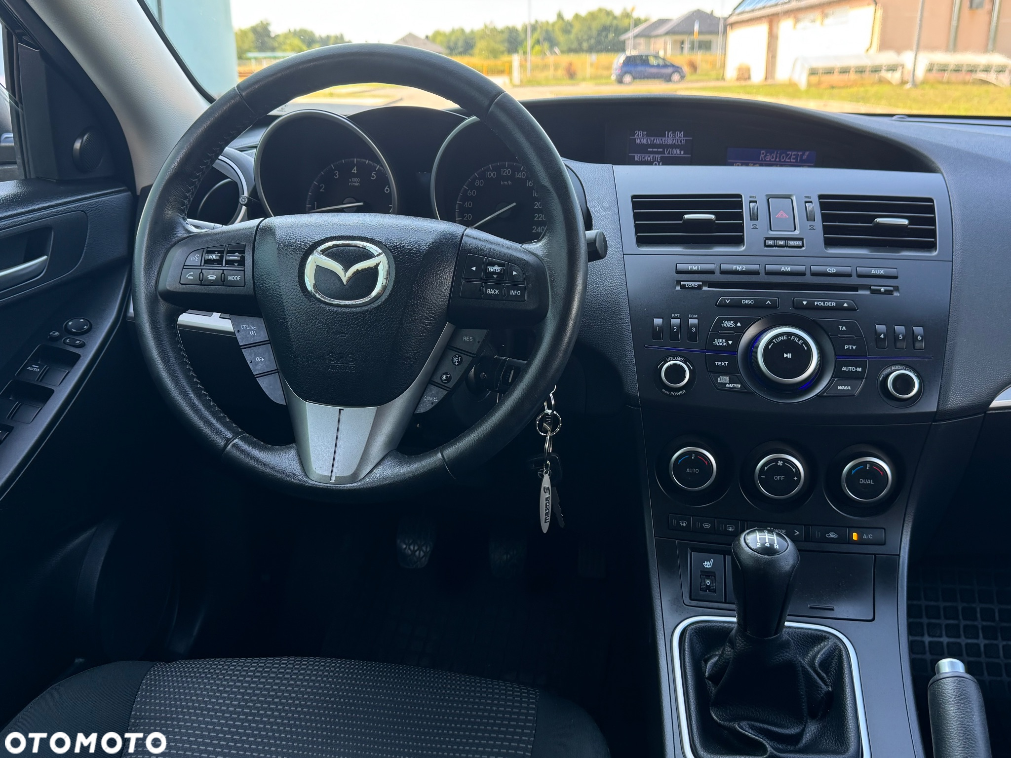 Mazda 3 1.6 Exclusive + - 26
