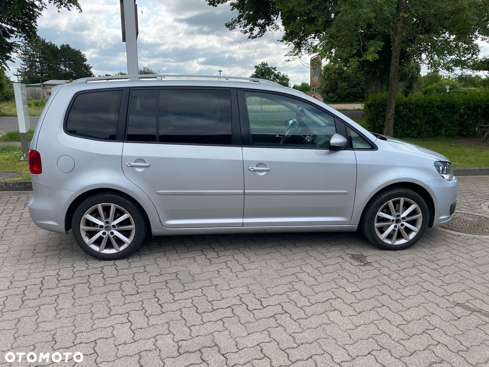 Volkswagen Touran 2.0 TDI DPF Comfortline - 6