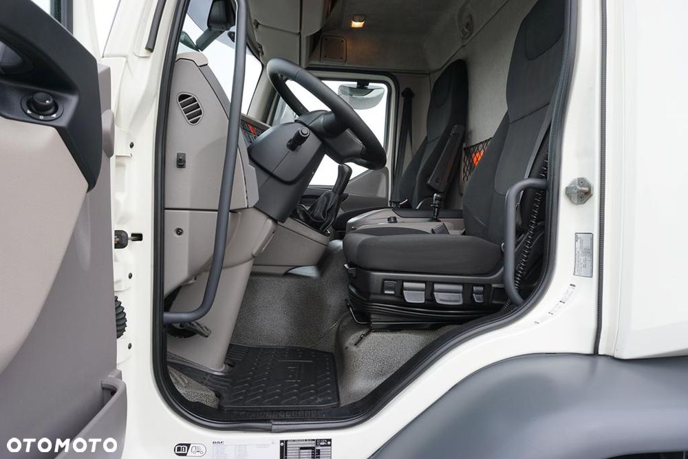 DAF / LF / 290 / E 6 / FIRANKA + WINDA / ŁAD. 9 970 KG / 19 PALET - 40