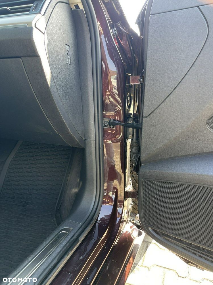 Volkswagen Passat 2.0 TDI EVO Elegance DSG - 6