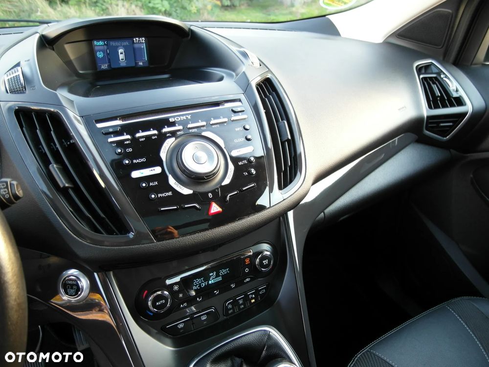 Ford Kuga - 35