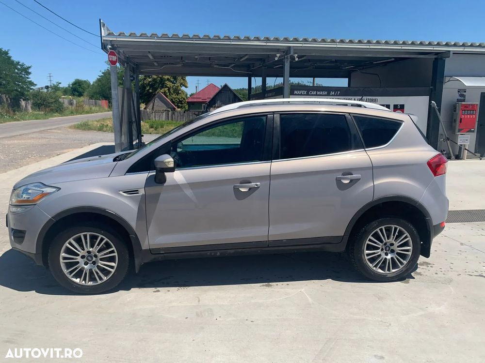 Ford Kuga 2.0 TDCi 4WD Powershift Titanium - 2