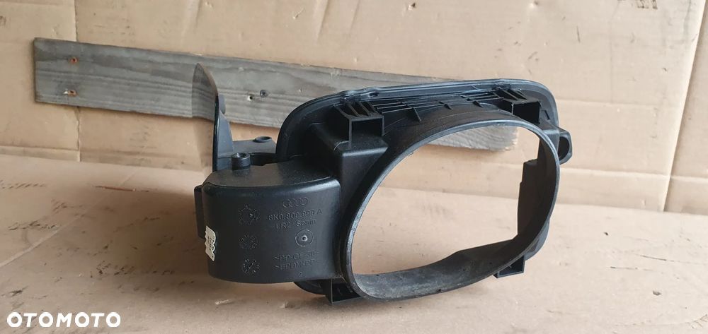 Klapka wlewu paliwa Audi A4 B8 LX5R 8K0809999A - 5