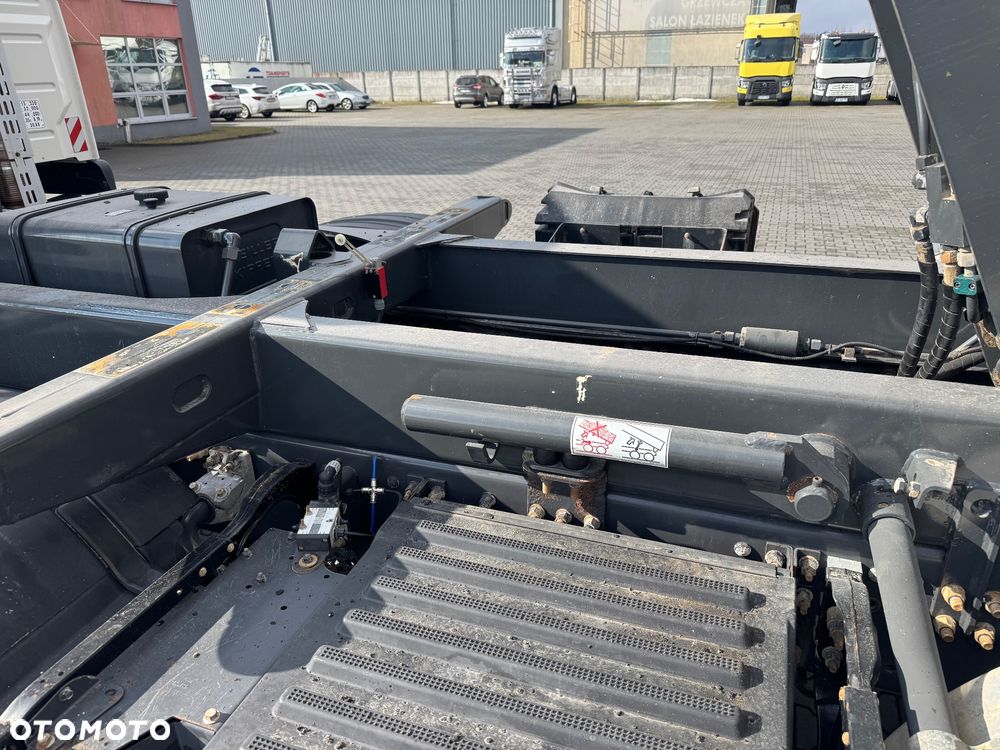 Volvo FMX 460 13L 8x4 MEILLER HYDROBURTA ładne i zadbane - 14