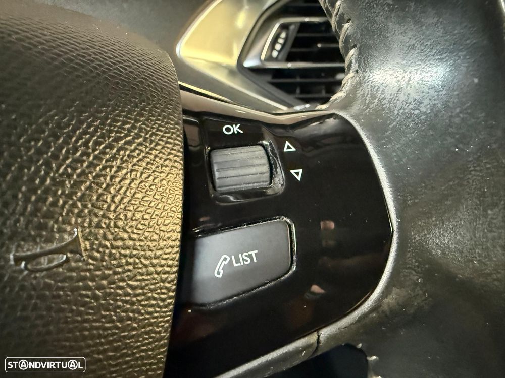 Peugeot 308 1.6 e-HDi Allure J17 - 18