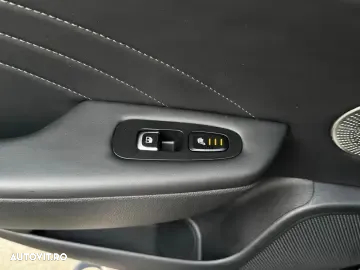 Kia Stinger 3.3 T-GDI 8AT AWD GT - 9