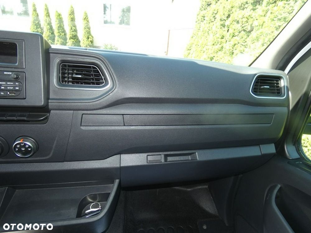 Renault Master - 15