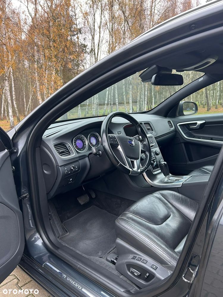 Volvo V60 - 16