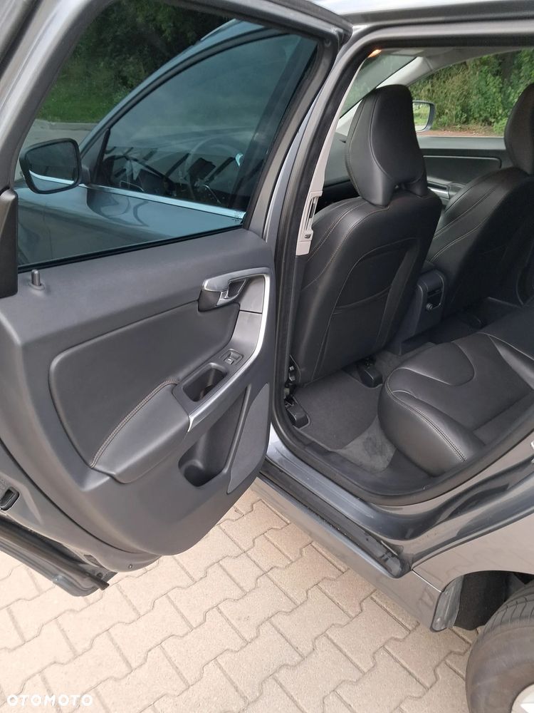 Volvo XC 60 D3 Inscription - 22