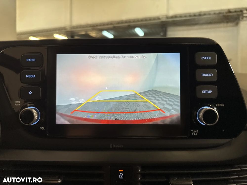 Hyundai i20 - 20