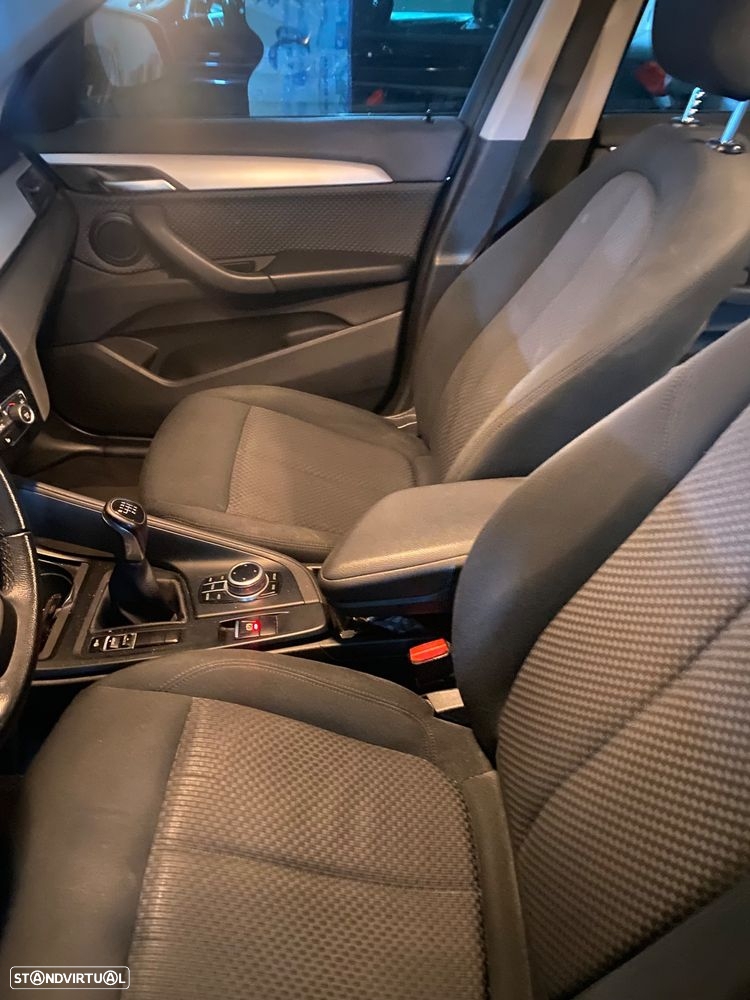 BMW X1 18 i sDrive - 27