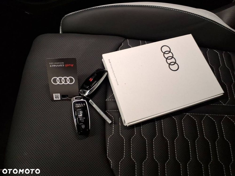 Audi RS Q8 - 15