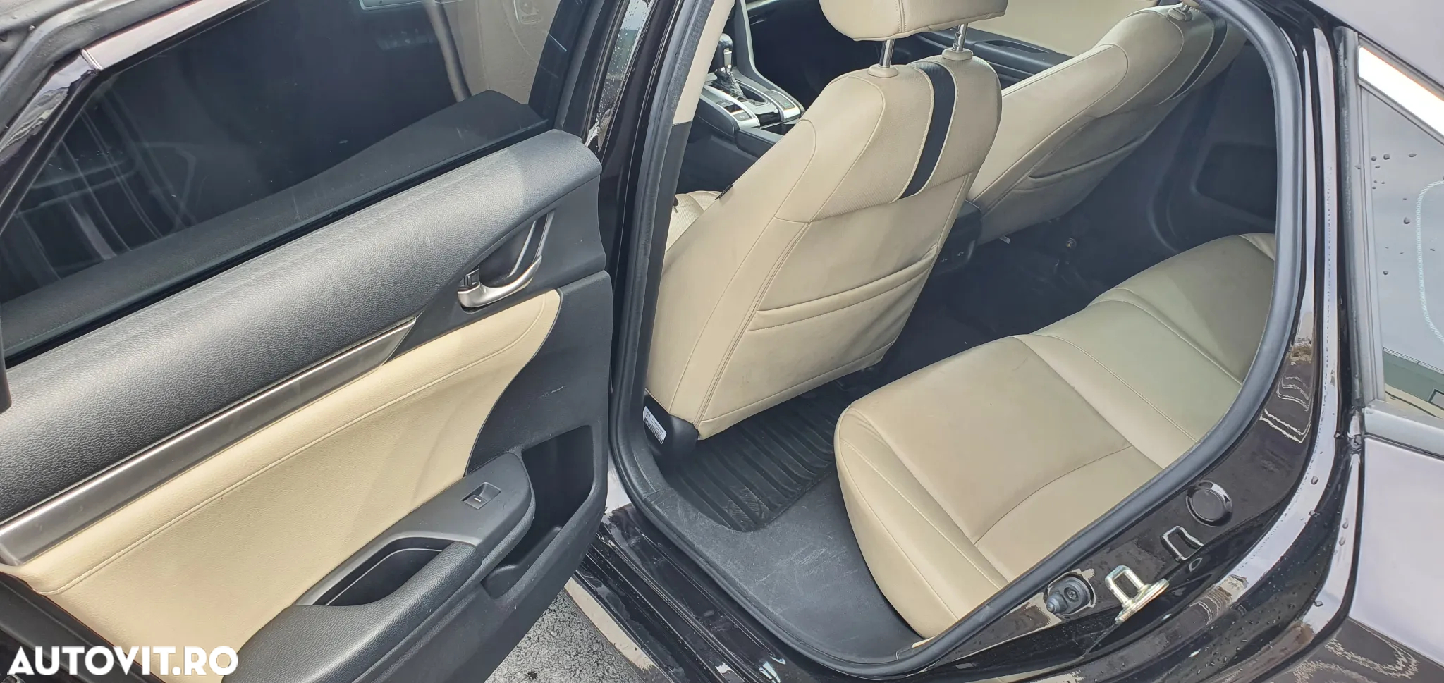 Honda Civic Sedan 1.5 VTEC Turbo CVT Executive - 12