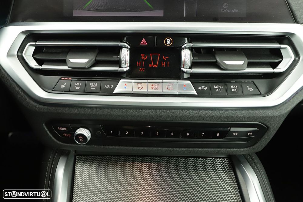 BMW 420 i Pack Desportivo M Auto - 17