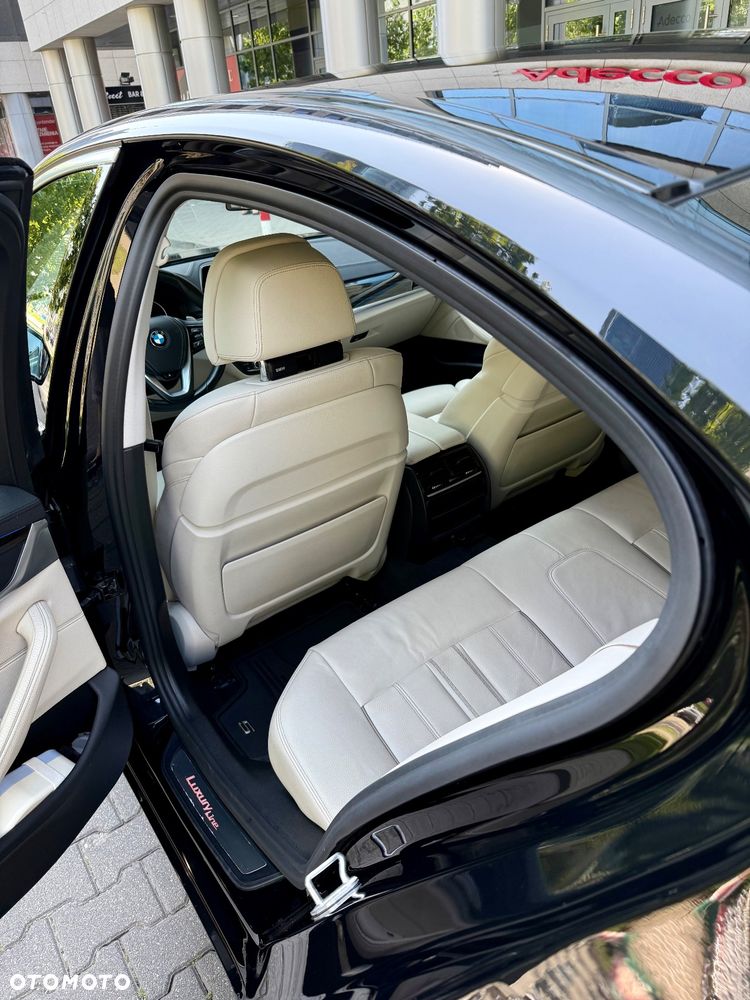 BMW Seria 5 520d Luxury Line - 8