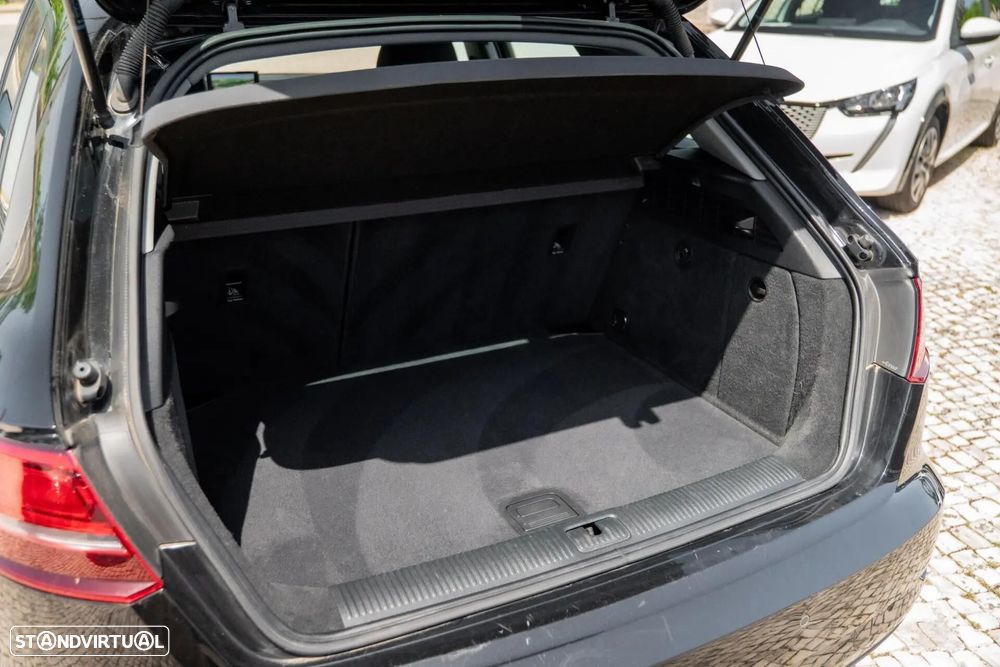 Audi A3 Sportback 1.6 TDI Design - 30