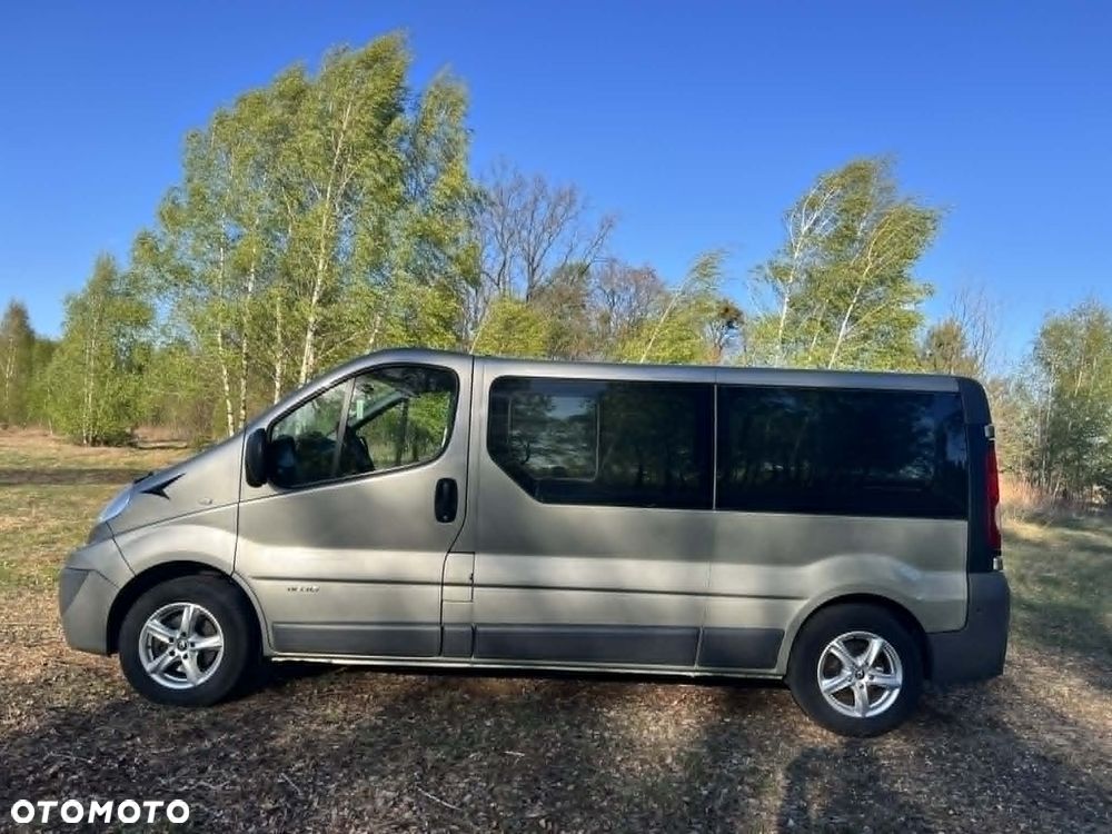 Renault Trafic - 2