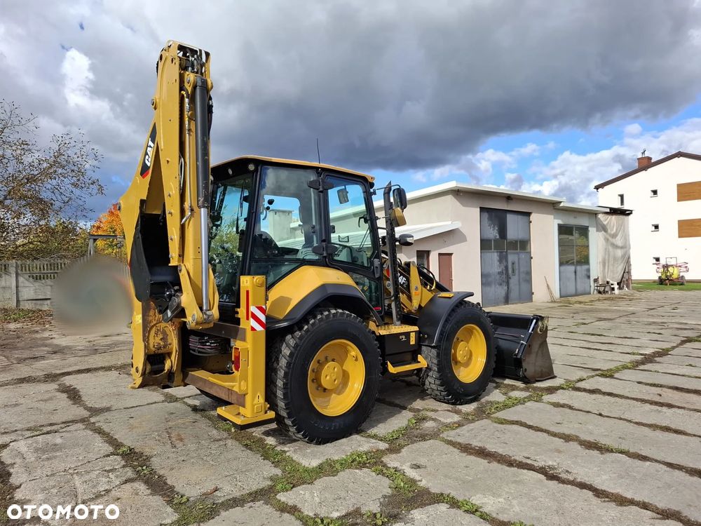 Caterpillar 444F2 - 8