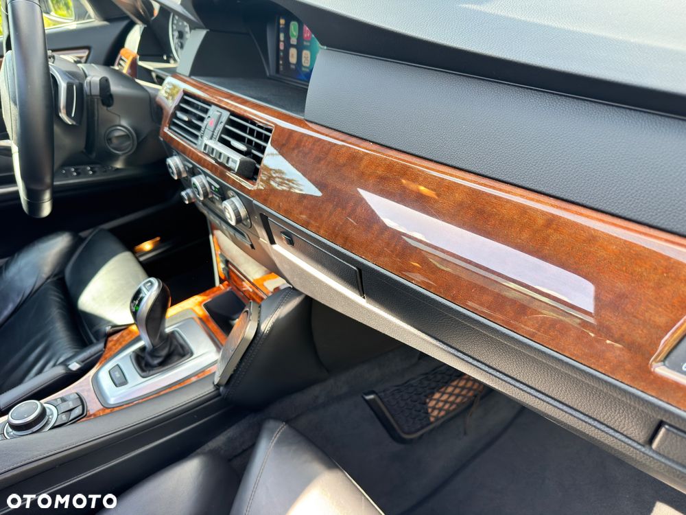BMW Seria 5 525d Edition Exclusive - 30