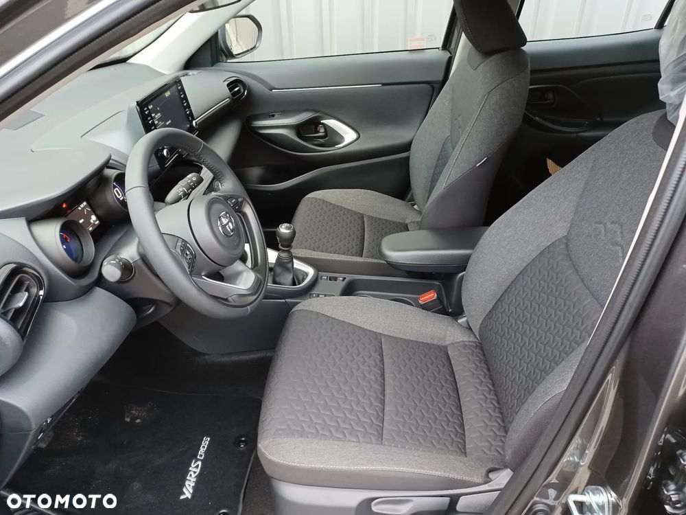Toyota Yaris Cross - 8
