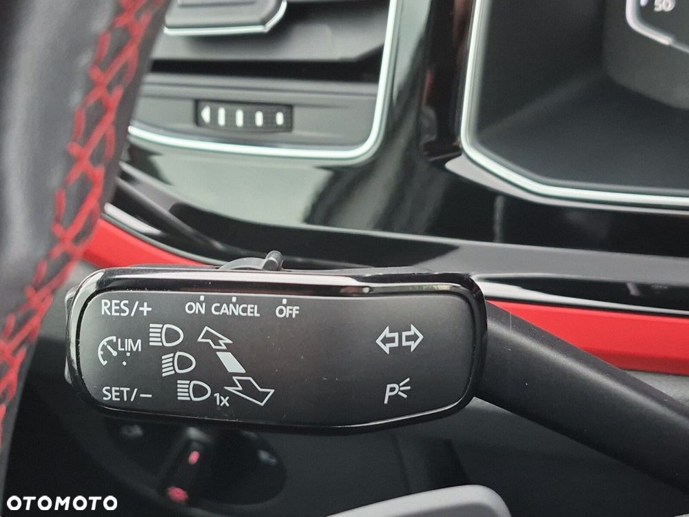 Volkswagen Polo 2.0 TSI GTI DSG - 25