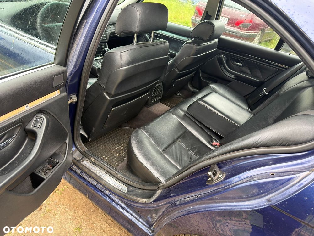 BMW Seria 5 - 10